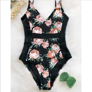 Cupshe one piece swim suite